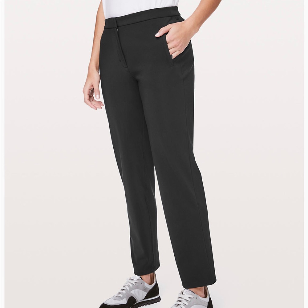 Lululemon On The Move Pant Lightweight